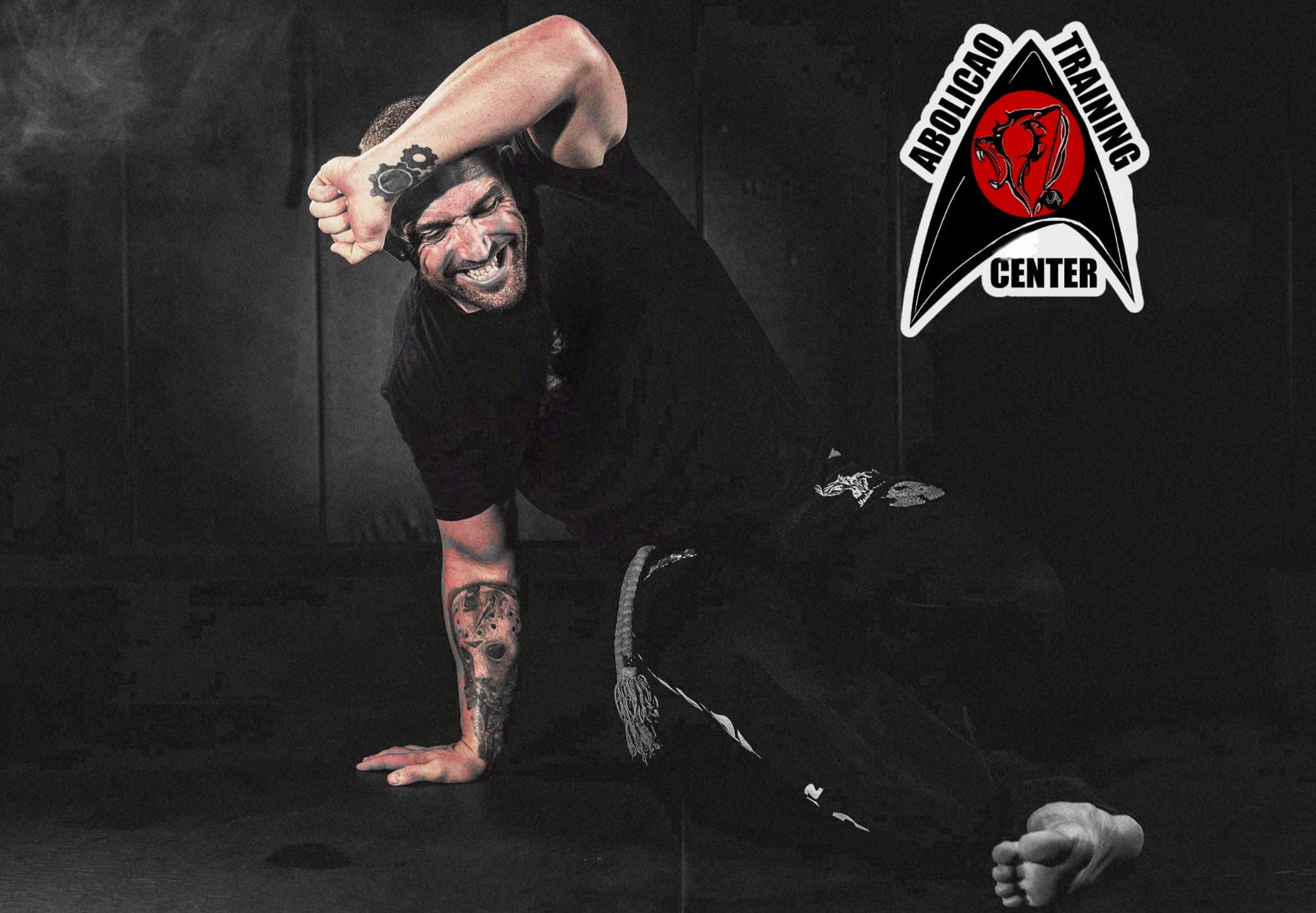 Professor Aaron "Coringa" Conway coaching